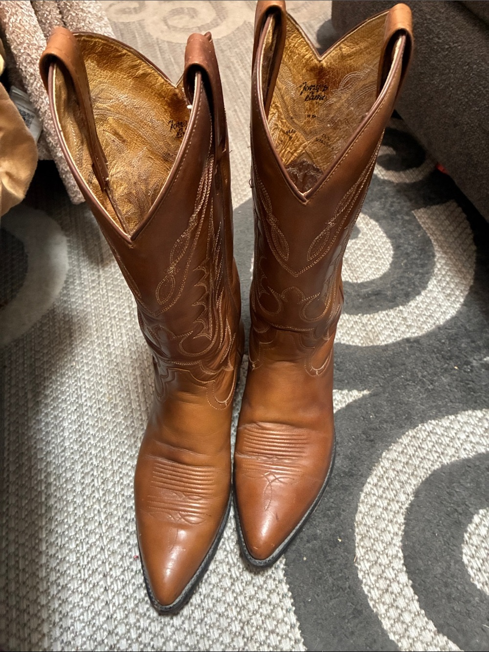 Tony Lama Women's Vintage Tan Leather Western Cowboy Boots with Embroidery